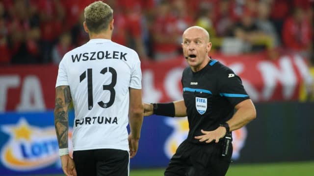 Ile zarabia sędzia piłkarski w ekstraklasie? Zaskakujące kwoty! Ile zarabia sędzia piłkarski w ekstraklasie? Zaskakujące kwoty!