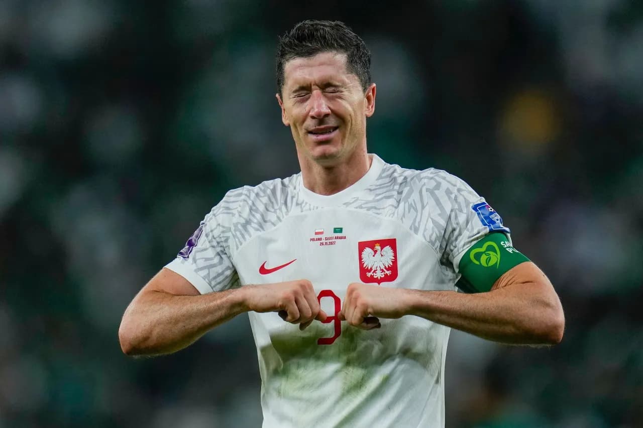 Ile zarabia Lewandowski w reprezentacji Polski? Zaskakujące kwoty! Ile zarabia Lewandowski w reprezentacji Polski? Zaskakujące kwoty!